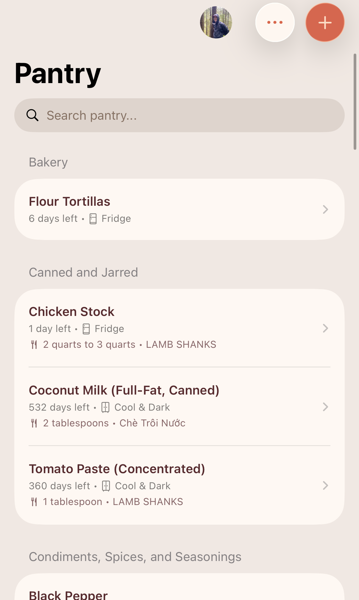 Pantry view showing items with expiration days remaining